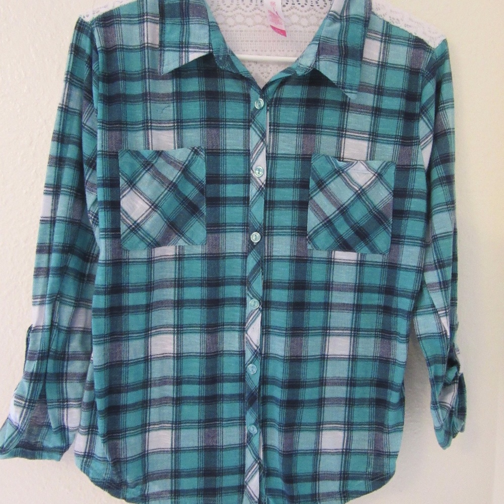 NO BOUNDARIES Girl's Top